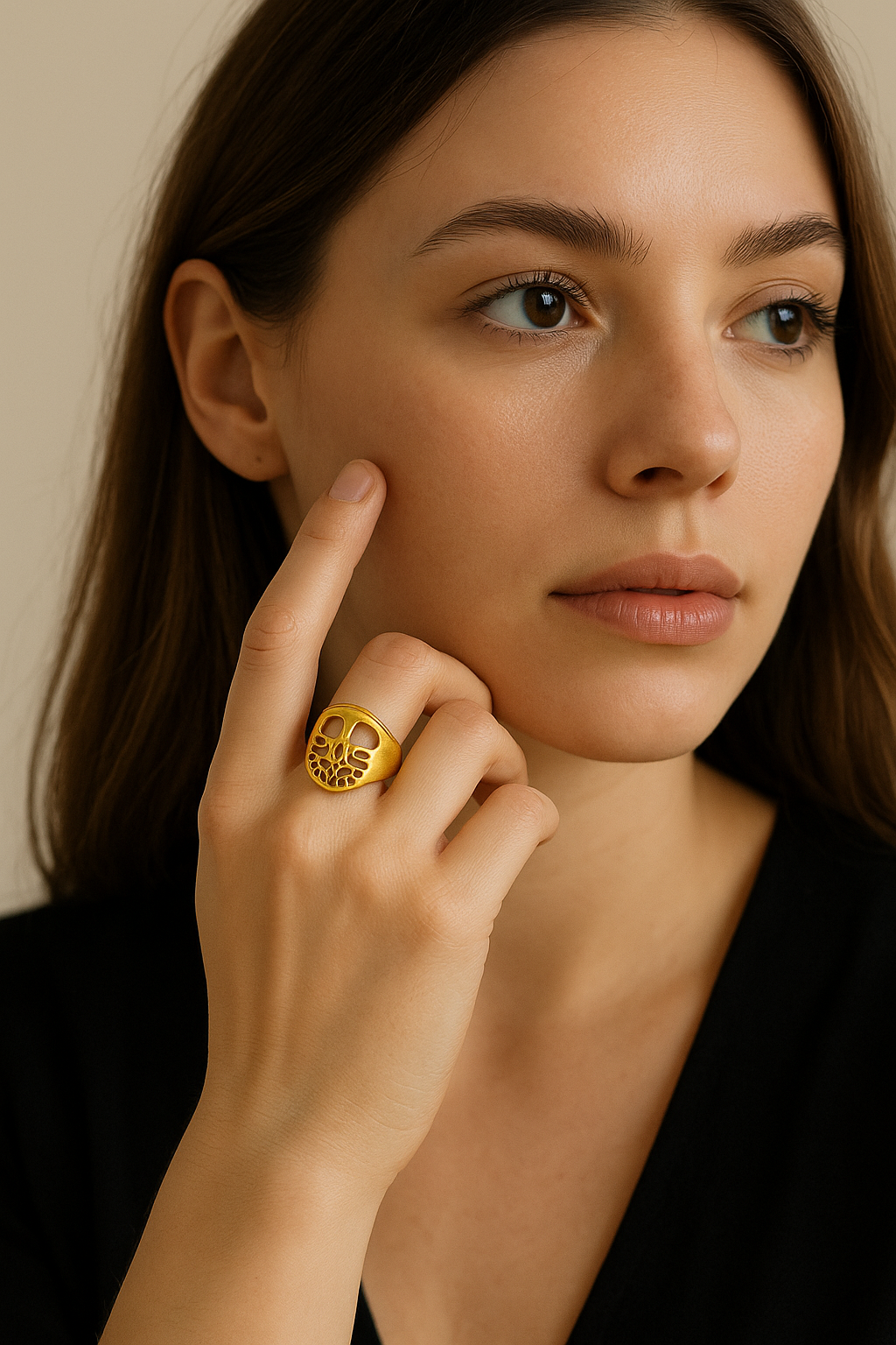 Golden Skull Empress Ring
