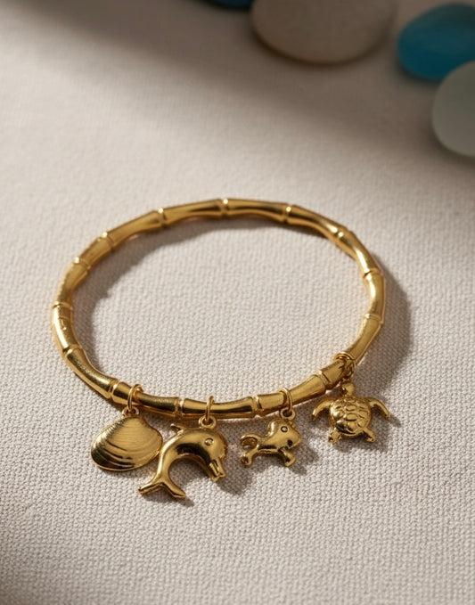 Bamboo Bangle mit Charms