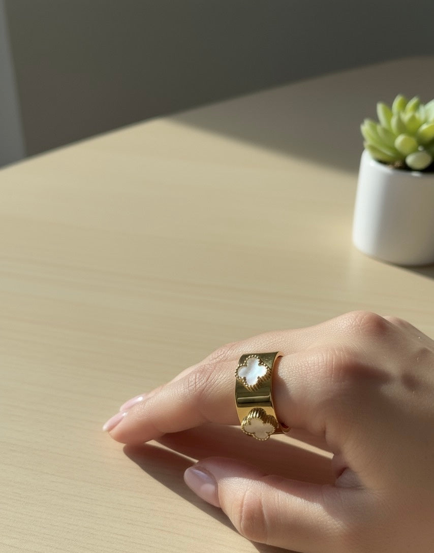 Ivory Clover Ring